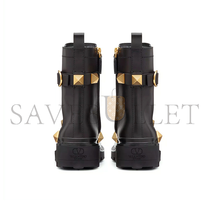 VALENTINO ROMAN STUD CALFSKIN COMBAT BOOT 40MM WW2S0CJ3NKD_0NO VALENTINO ROMAN STUD CALFSKIN COMBAT BOOT 40MM WW2S0CJ3NKD_0NO