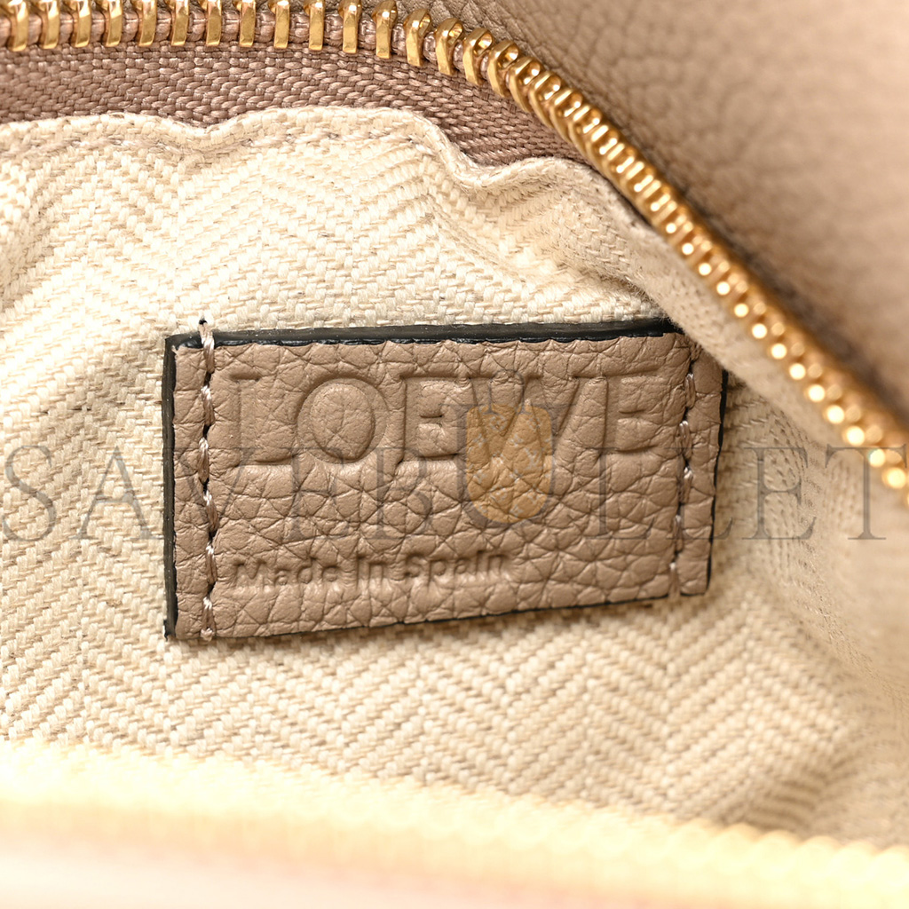 LOEWE GRAINED CALFSKIN SMALL PUZZLE BAG SAND (24*16.5*10.5cm)