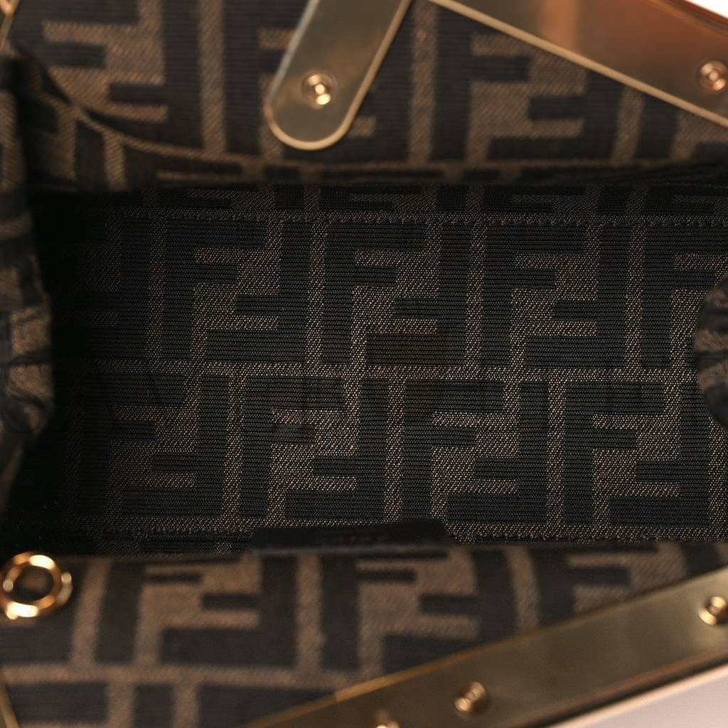 FENDI SHINY NAPPA SMALL FENDI FIRST POUDRE (26*18*9.5cm)